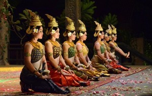  Glittering costumes of Apsara dancers