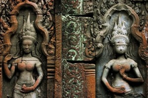 Many walls feature images of asparsases, voluptuous women who inhabited the heaven.