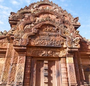 Pink sandstone structure in Banteay Srei Temple