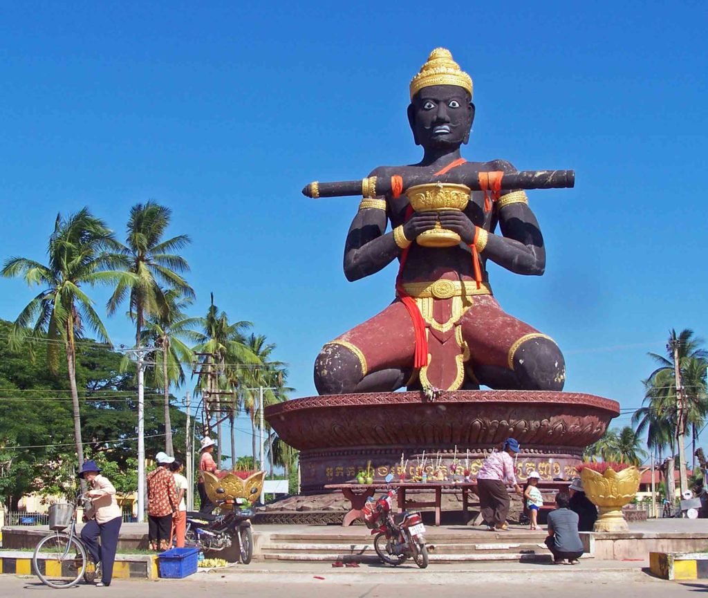 Battambang statue