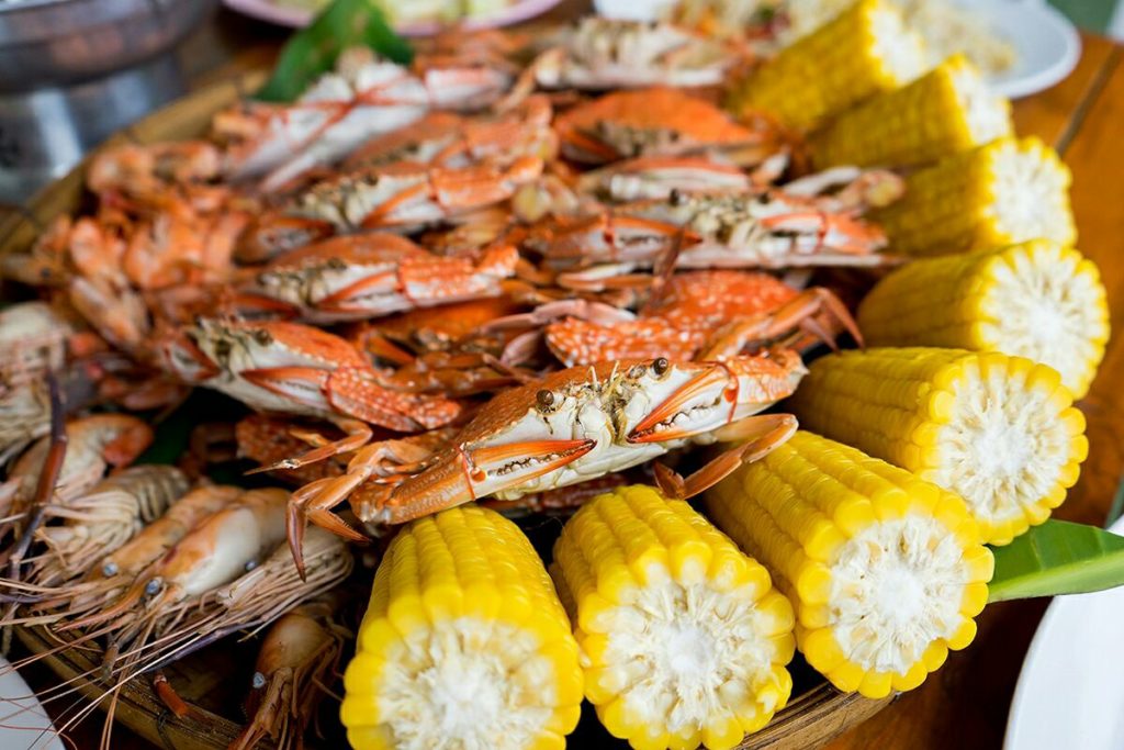 Coming to Kor Larn, do not forget to enjoy the taste of the sea