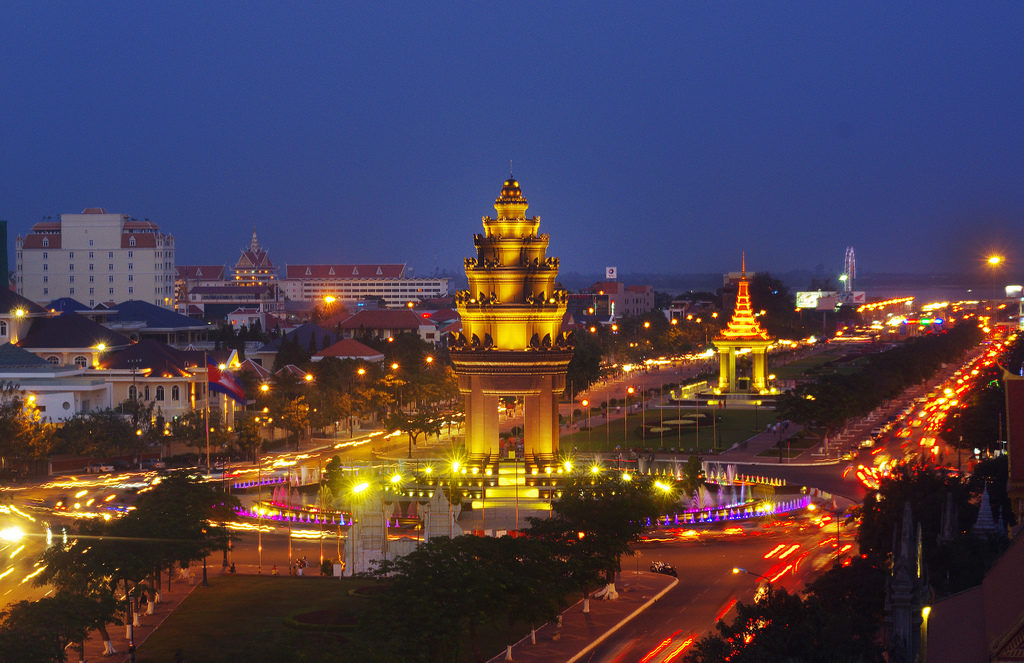 Phnom Penh at night
