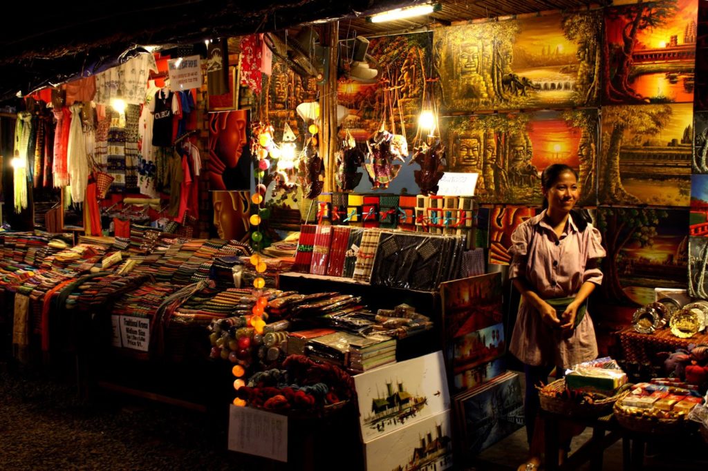Angkor night market